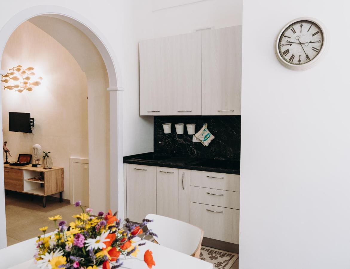Mare Adesso Apartment Полиняно а Маре Екстериор снимка