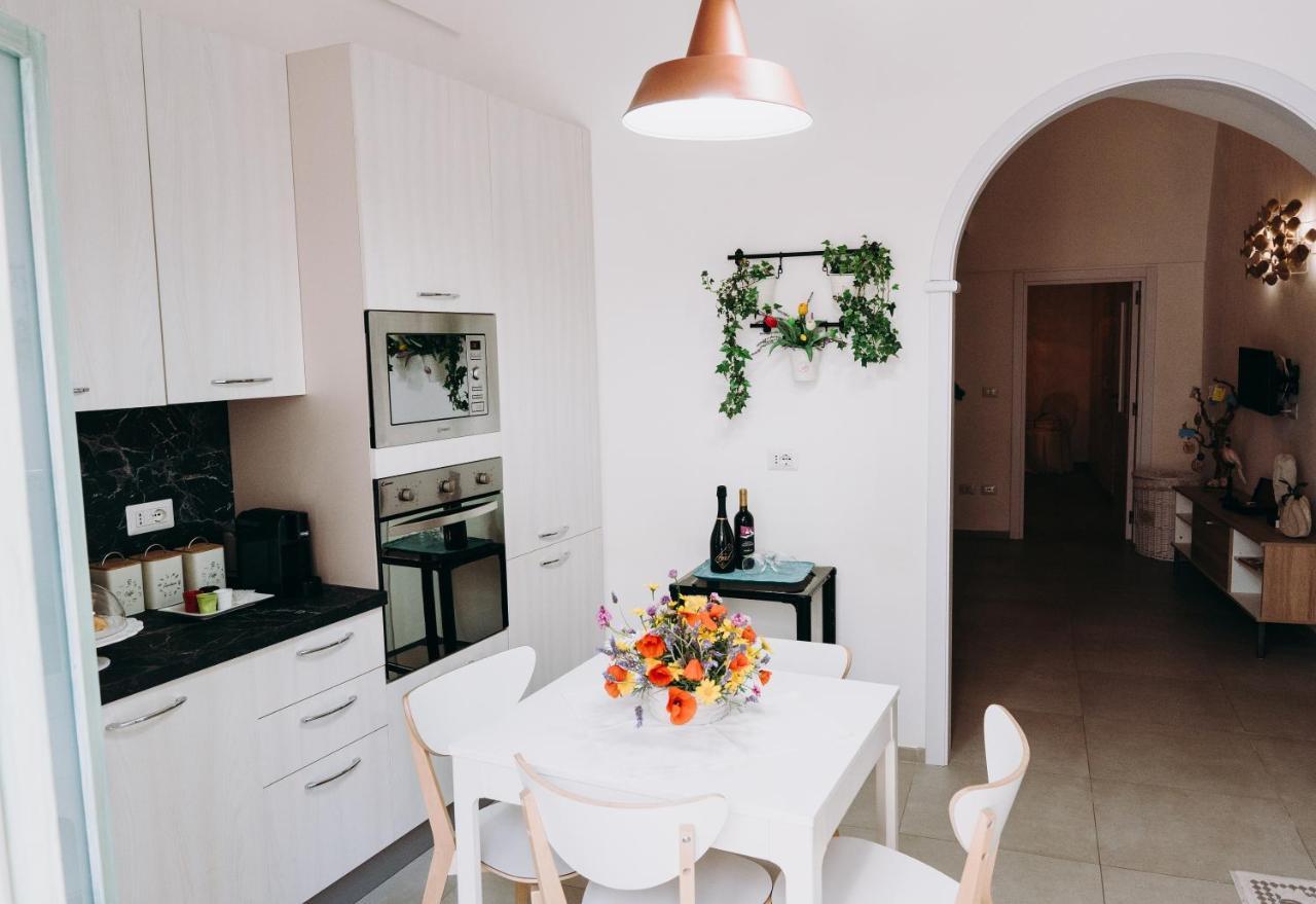 Mare Adesso Apartment Полиняно а Маре Екстериор снимка
